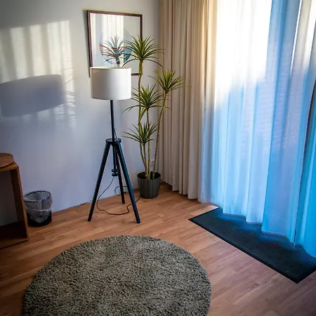 Privates Team-haus Nahe Vw Wolfsburg I 4-5 Schlafzimmer, Einzelbetten, Perfekt Fuer Monteure, Teams Und Reisegruppen I Parkplatz I Rechnung Mit Mwst *
